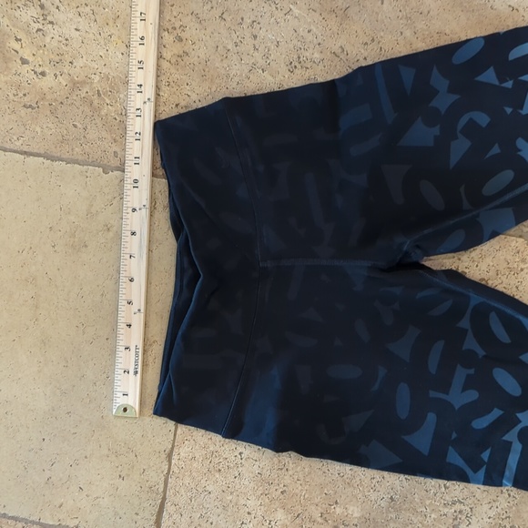 Nike dri-fit Capri legging - Picture 5 of 9